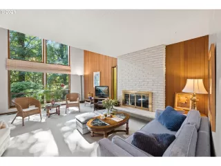 Photo #3: 21245867 Listing