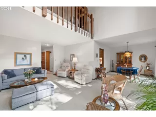 Photo #6: 21245867 Listing