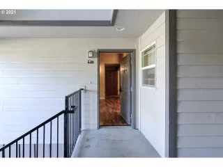 Photo #1: 21245925 Listing