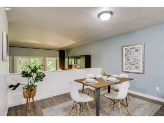 Photo #5: 21245928 Listing 