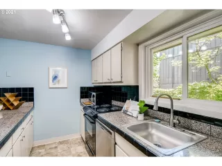 Photo #6: 21245928 Listing 