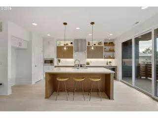 Photo #1: 21246189 Listing