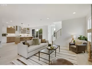 Photo #4: 21246189 Listing