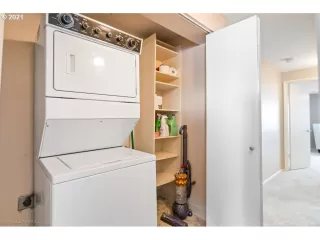 Photo #6: 21246787 Listing