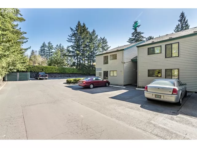 MLS: 21247722 Condo For Sale