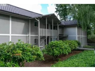 Photo #2: 21247989 Listing