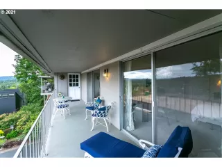 Photo #6: 21247989 Listing