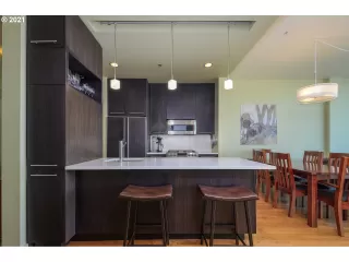 Photo #3: 21248019 Listing