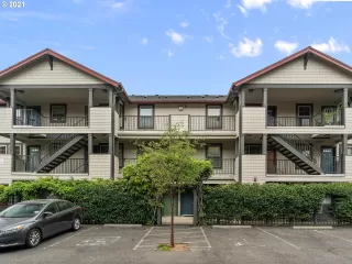 Photo #1: 21248189 Listing