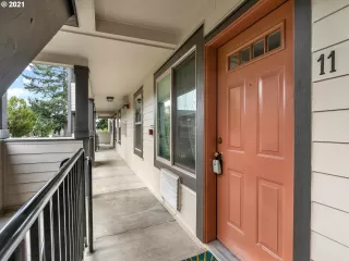 Photo #3: 21248189 Listing