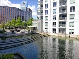 Photo #5: 21250863 Listing 