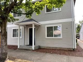 Photo #2: 21250908 Listing