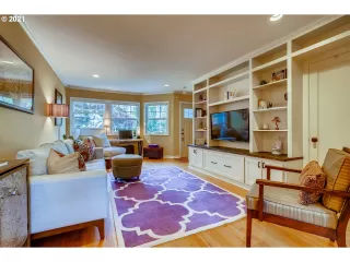 Photo #6: 21250971 Listing