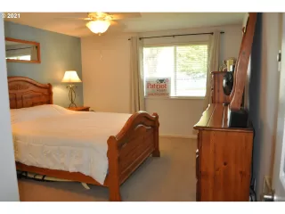 Photo #6: 21251873 Listing