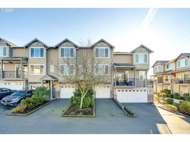 MLS: 21252036 Condo For Sale
