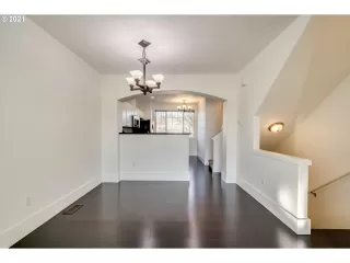 Photo #6: 21252036 Listing 
