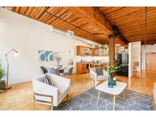 Photo #2: 21252767 Listing 