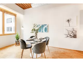 Photo #6: 21252767 Listing 