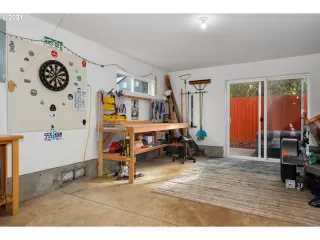 Photo #5: 21253221 Listing