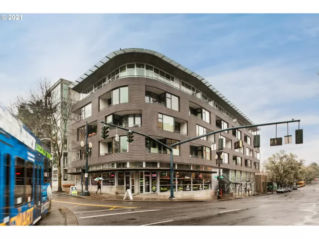 MLS: 21253461 Condo For Sale