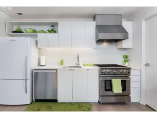 Photo #4: 21253461 Listing