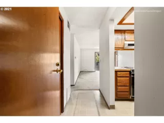 Photo #4: 21253623 Listing 