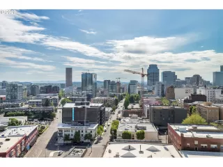 Photo #6: 21253776 Listing