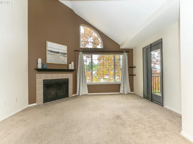 MLS: 21253922 Condo For Sale