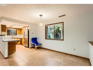 Photo #5: 21254495 Listing 