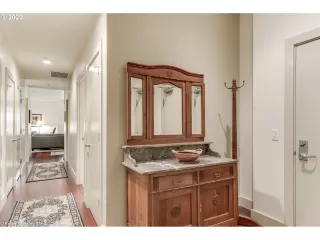 Photo #3: 21254873 Listing