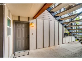 Photo #2: 21255813 Listing