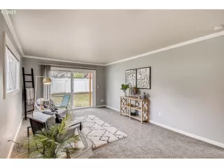 Photo #3: 21256302 Listing