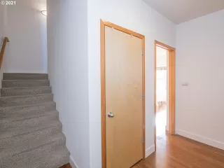 Photo #1: 21257677 Listing