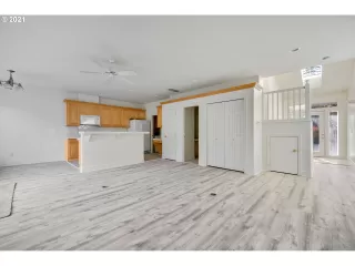 Photo #4: 21257860 Listing 