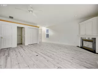 Photo #5: 21257860 Listing 