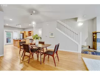 Photo #1: 21259764 Listing 