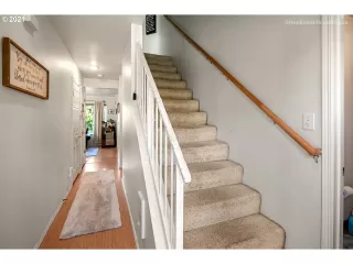 Photo #3: 21260279 Listing