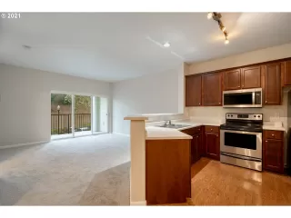 Photo #2: 21261044 Listing