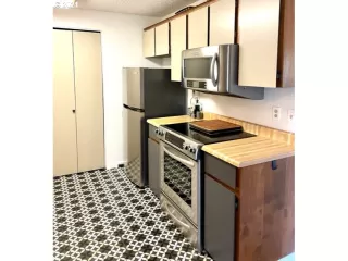 Photo #2: 21261890 Listing