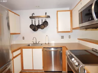 Photo #2: 21262151 Listing