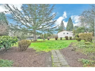 Photo #1: 21262369 Listing