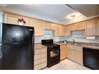 Photo #1: 21262401 Listing 