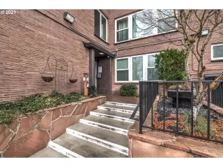 Photo #3: 21262401 Listing 