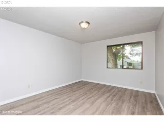 Photo #1: 21262525 Listing