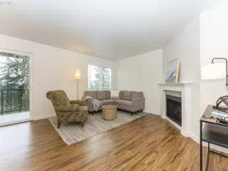 Photo #1: 21263672 Listing