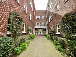 Photo #1: 21263845 Listing