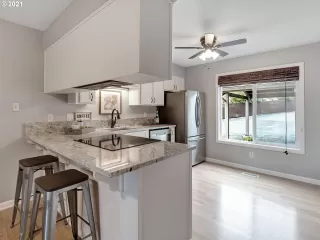 Photo #2: 21263872 Listing 