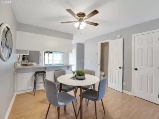 Photo #6: 21263872 Listing 