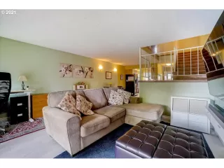 Photo #3: 21264384 Listing 