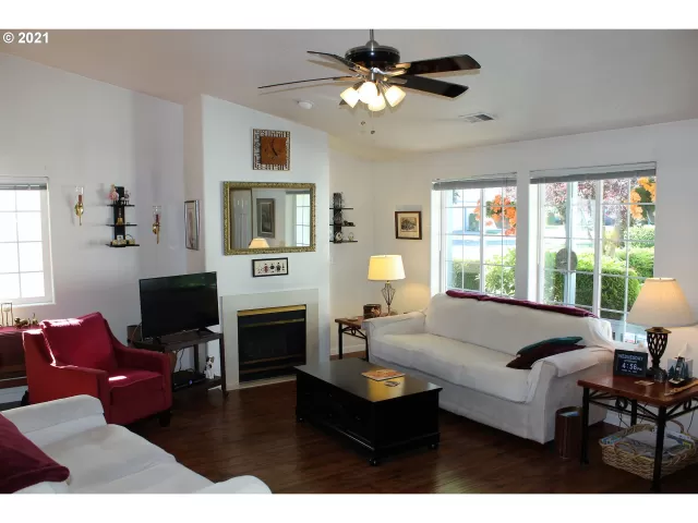 MLS: 21264974 Condo For Sale